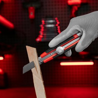 Нож, 18 мм, выдвижное лезвие, металлическая направляющая, винтовой фиксатор лезвия MATRIX 78914 фото 8