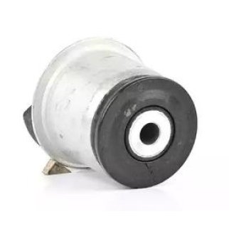 Сайлентблок задней подвески BSG BSG 65-700-093 фото