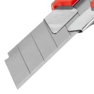 Нож, 25 мм, выдвижное лезвие, металлическая направляющая, двухкомпонентный корпус, винтовой фиксатор MATRIX 78913 фото 4