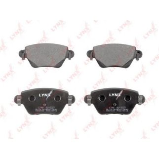 Колодки тормозные задние дисковые к-кт LYNXauto BD-3007 фото