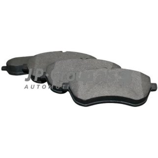 Колодки тормозные передние к-кт JP Group 1363601310 фото