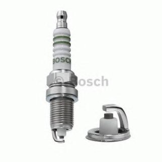 Свеча зажигания BOSCH 0 242 225 580 фото