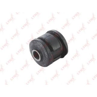 Сайлентблок LYNXauto C9382 фото