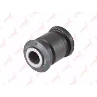 Сайлентблок LYNXauto C9677 фото